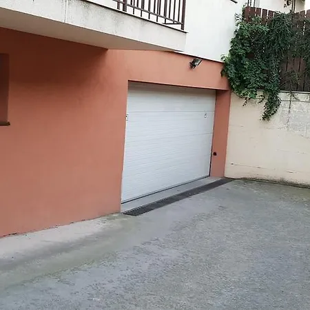 Apartman Mathe 5 *